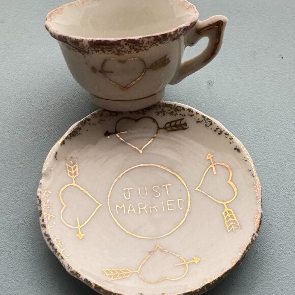 Miniature Just Married Made in Japan Cup‎ and Sauce - Picture 3 of 5